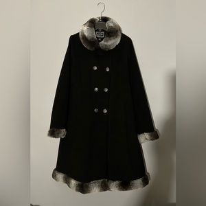 Rothchild’s Big Girl Coat with Faux Fur collar